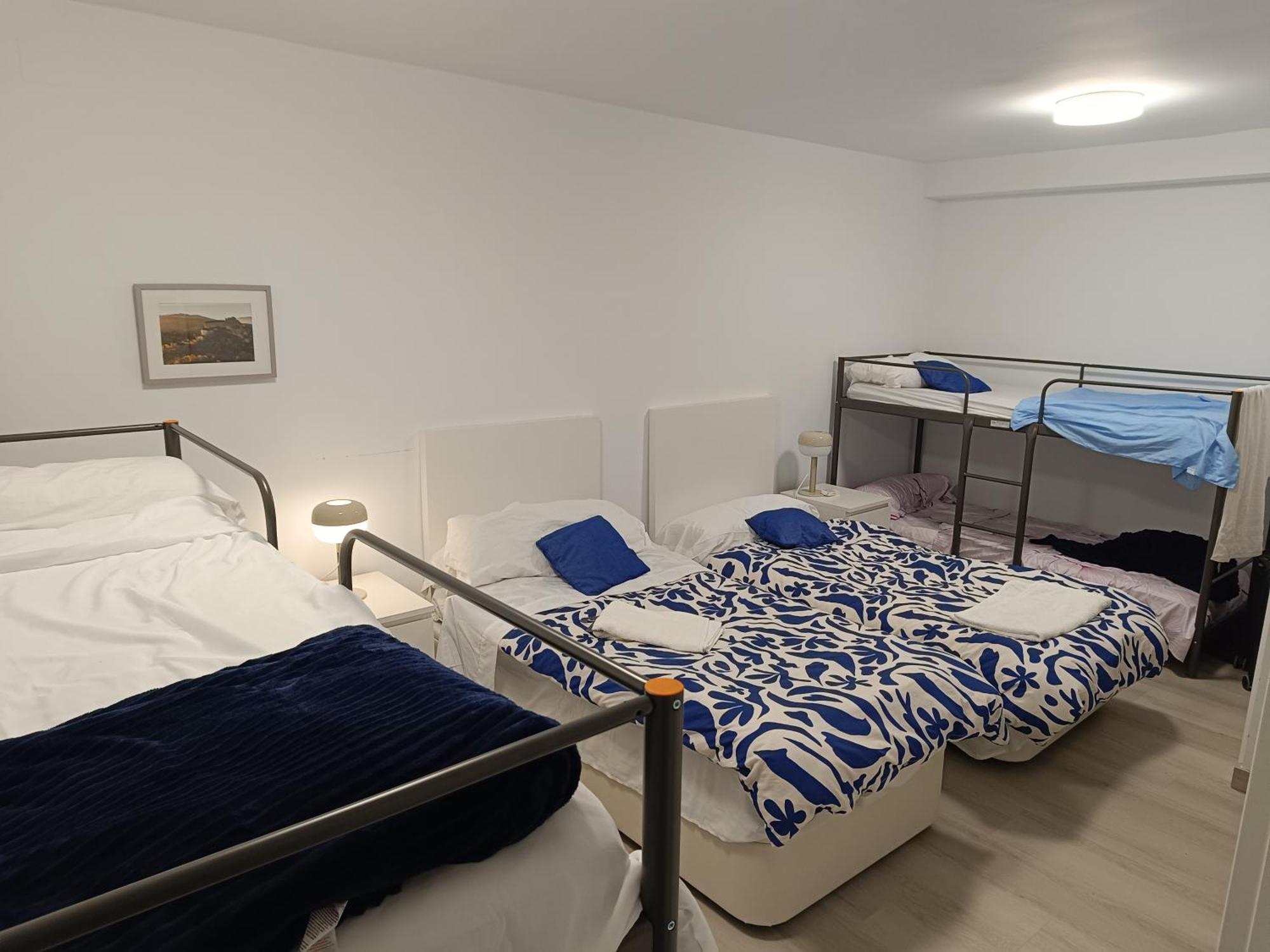 Bed and Breakfast 2-Centro Hab Compartida Masculina 8X Мадрид Екстер'єр фото